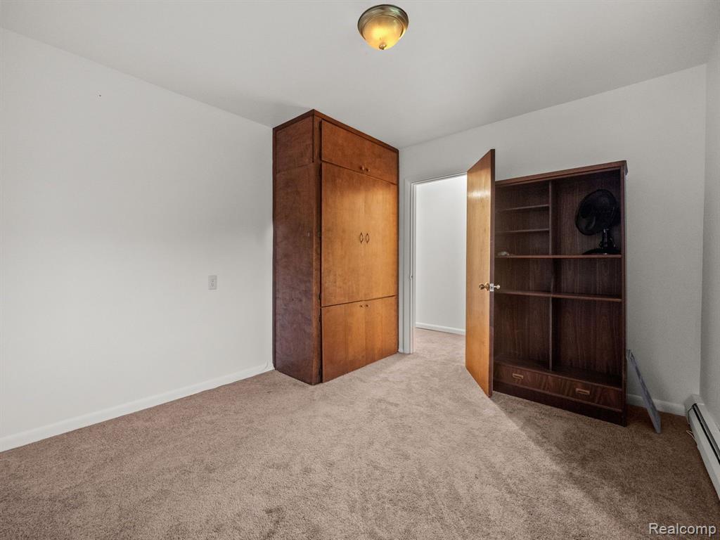 414 S SHOREWOOD Court, Lake Orion, MI 48362 — Photo 14