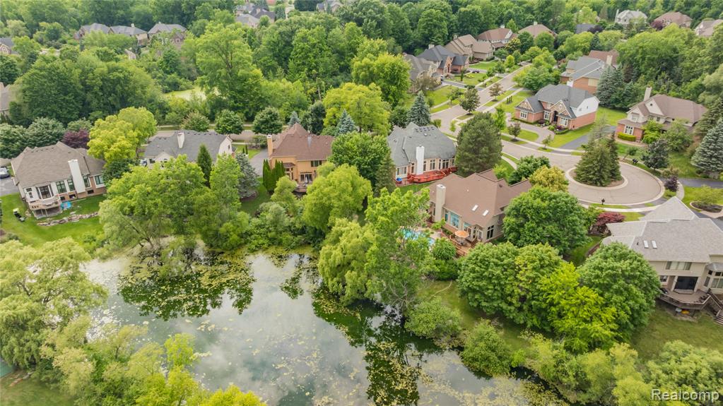 6567 Claremore Court, West Bloomfield, MI — Photo 70