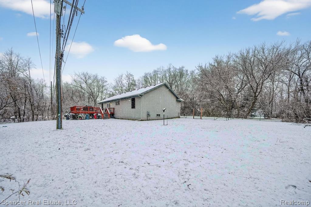 10791 Rattalee Lake Road, Davisburg, MI 48350 — Photo 28
