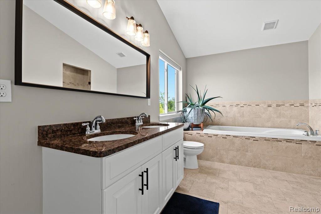 50591 ELMWOOD, Plymouth, MI 48170 — Photo 30
