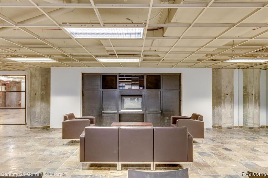 6533 E JEFFERSON Avenue, 19-133E, Detroit, MI 48207 — Photo 12