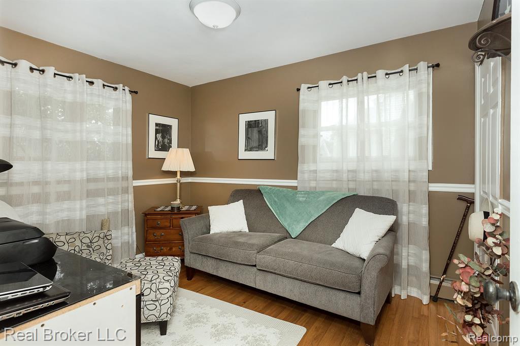 495 GLENN Court, Lake Orion, MI 48362 — Photo 15