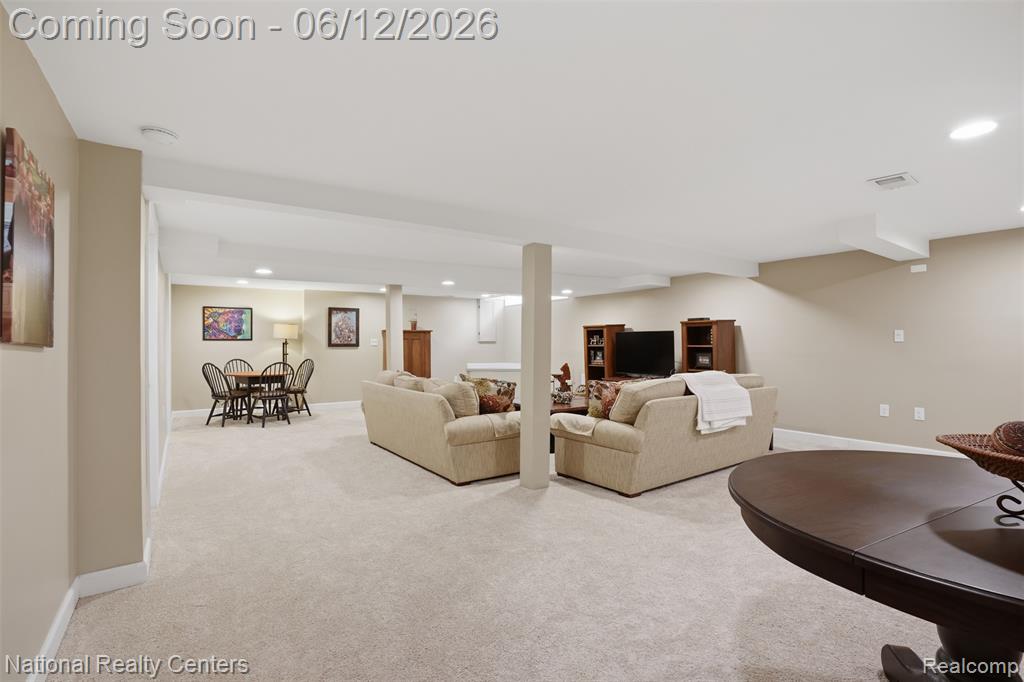 46490 Rockledge Drive, Plymouth, MI 48170 — Photo 41