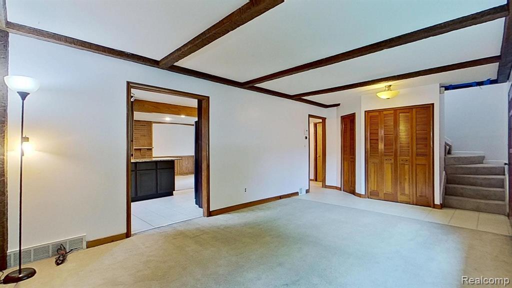 8252 Tinkler Road, Sterling Heights, MI 48312 — Photo 6