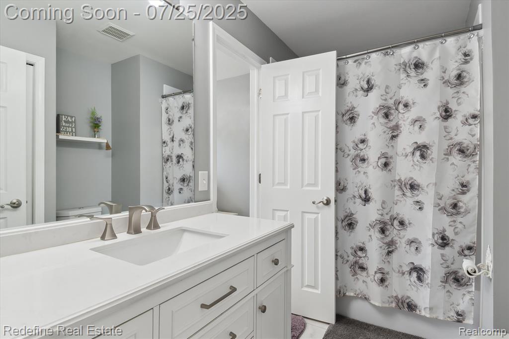 26708 Ashton Drive, Woodhaven, MI 48183 — Photo 25