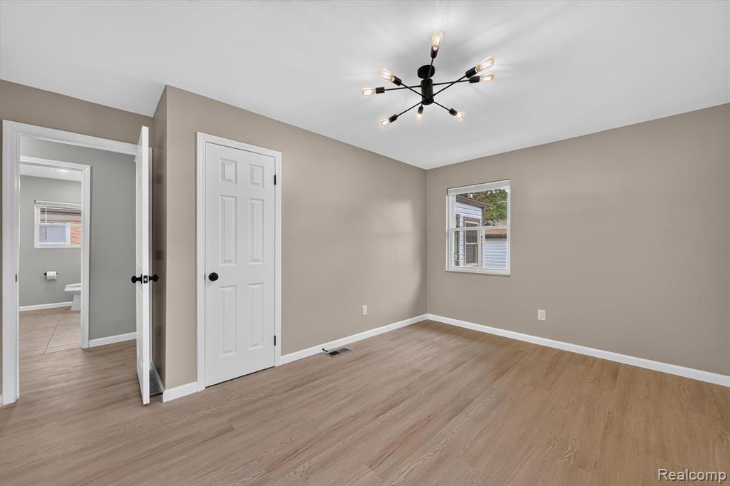 19391 Sussex Street, Detroit, MI 48235 — Photo 20