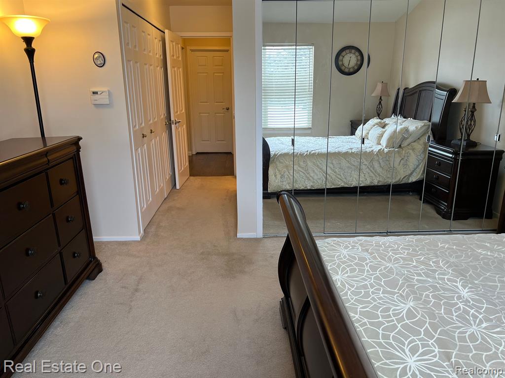 240 WINDING BROOK, 104, Commerce Twp, MI 48390 — Photo 20