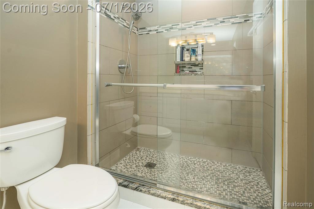 5441 Langlewood Drive, West Bloomfield, MI — Photo 28