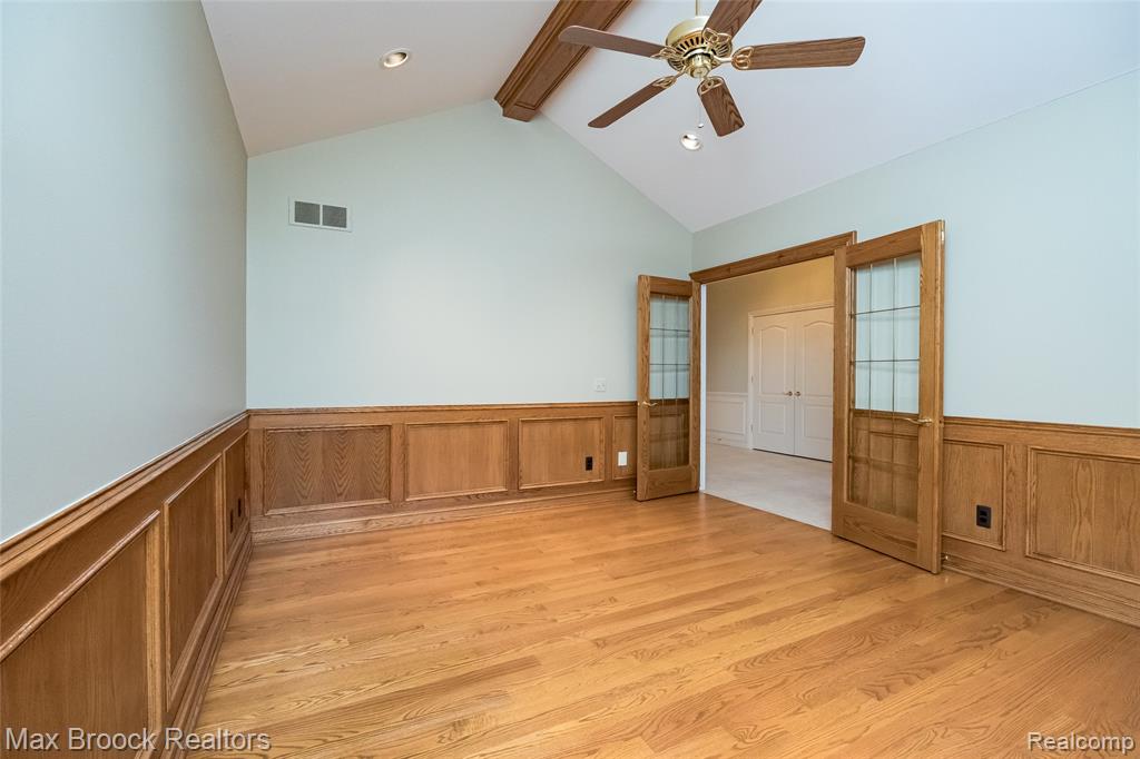 52221 Chickadee, Shelby Twp, MI 48315 — Photo 16