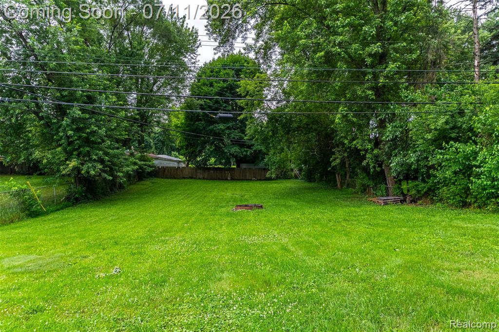 4855 Hatchery Road, Waterford, MI 48329 — Photo 28