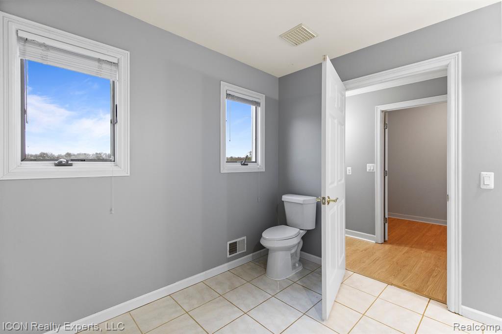 5580 HEGEL Road, Goodrich Vlg, MI — Photo 28
