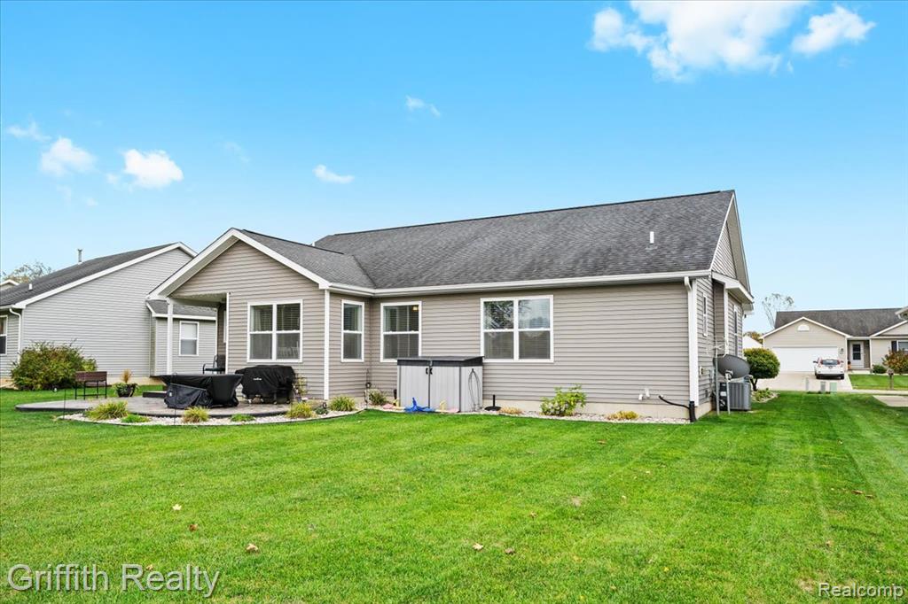 8104 Eagle Ridge Lane, Fowlerville, MI 48836 — Photo 35