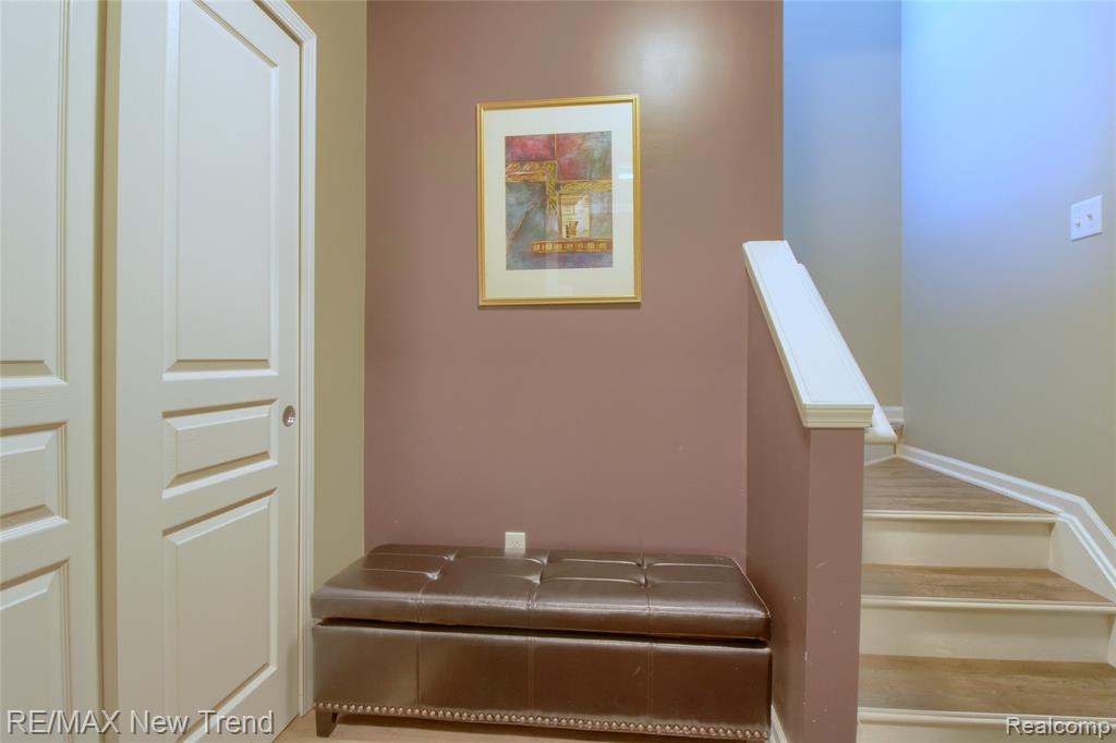 44509 Ellery Lane, Novi, MI 48377 — Photo 18
