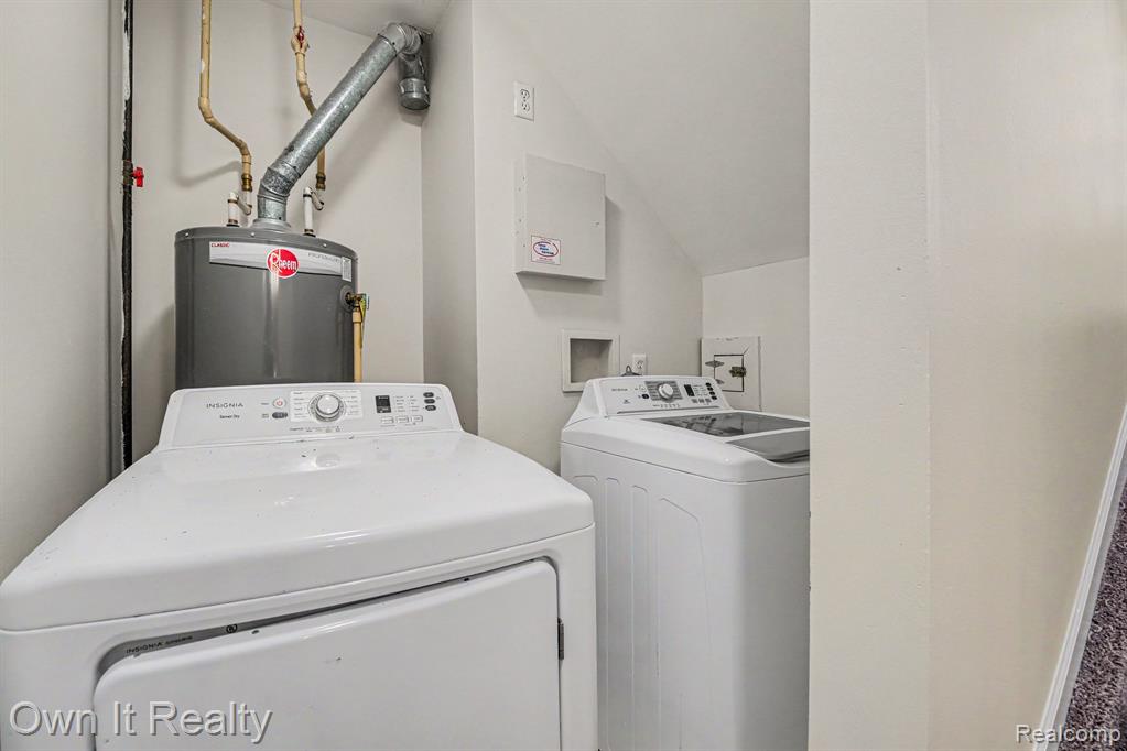 1725 Campau Farms Circle, Detroit, MI 48207 — Photo 14