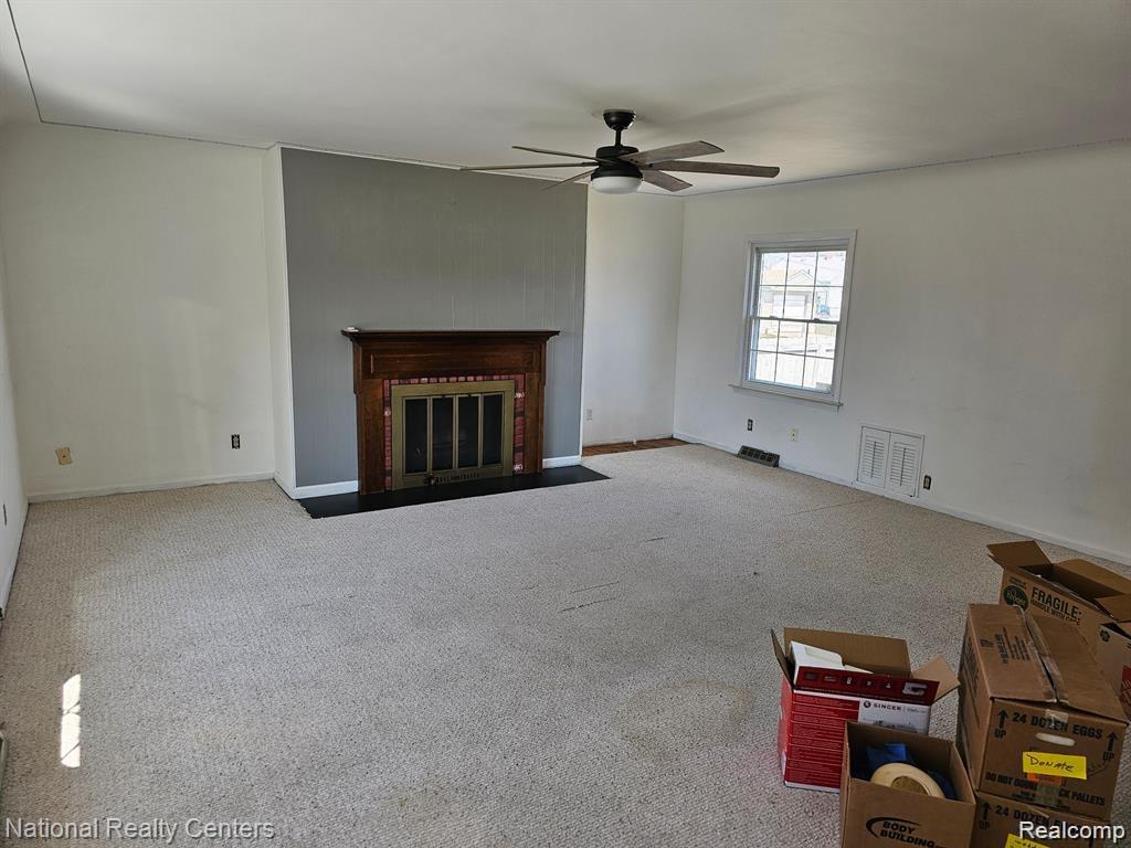 13621 MULBERRY Street, Southgate, MI 48195 — Photo 8