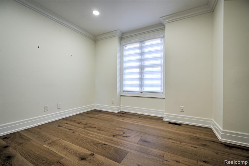 7418 Rafford Lane, West Bloomfield, MI — Photo 10