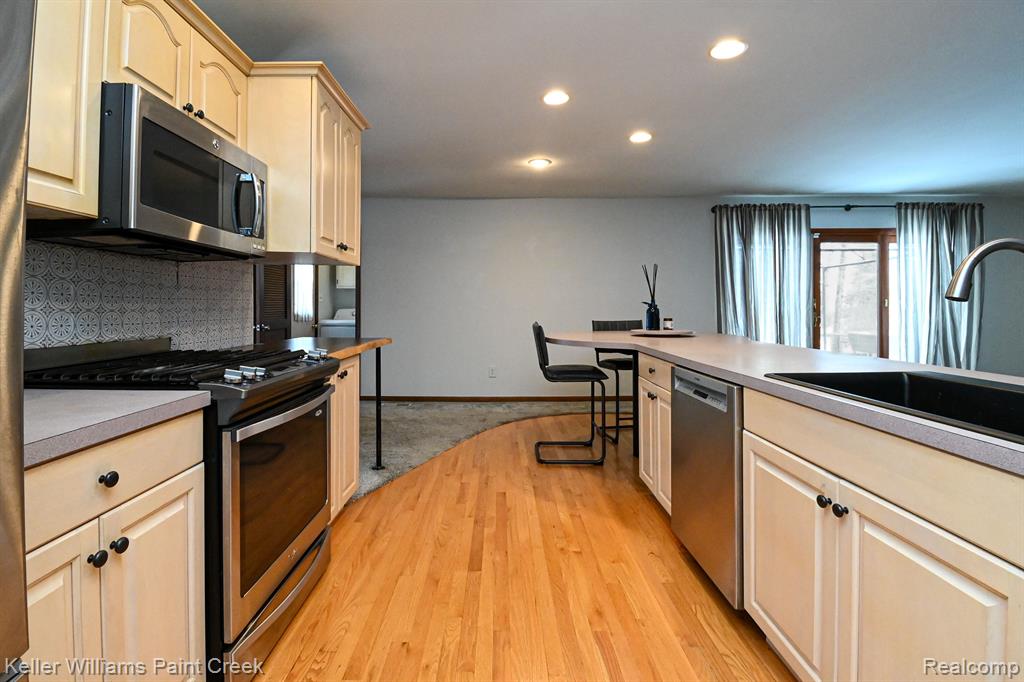 8255 WASCHULL Drive, Washington, MI — Photo 15