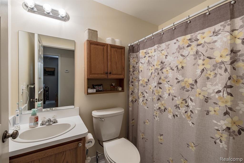 4091 Stonebridge, Holly, MI 48442 — Photo 19