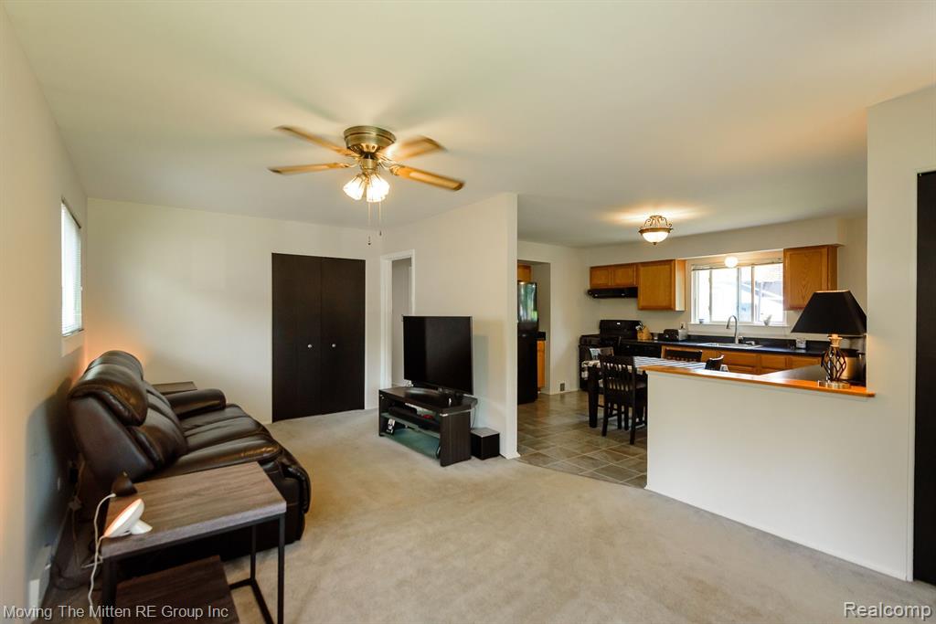 7260 MORTENVIEW Drive, Taylor, MI 48180 — Photo 4