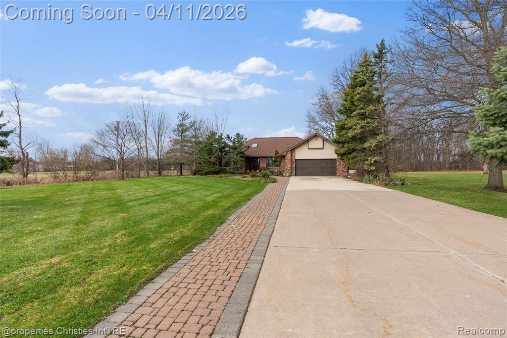 24760 Arsenal Road, Flat Rock, MI 48134 — Photo 25