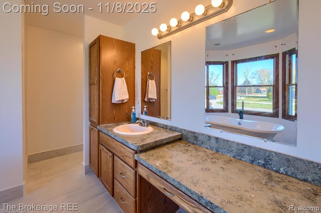 4203 Crystal Cove Court, Linden, MI 48451 — Photo 29