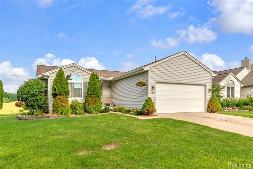 731 Berkshire Drive, Saline, MI 48176 — Photo 4