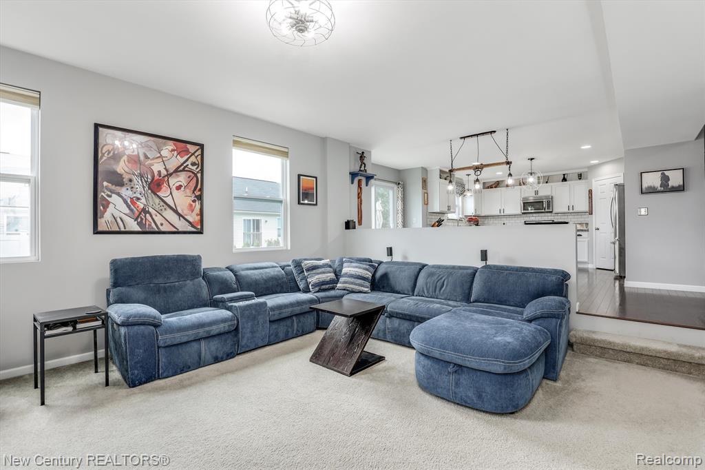 8421 Walnut Hill, Dexter, MI 48130 — Photo 12