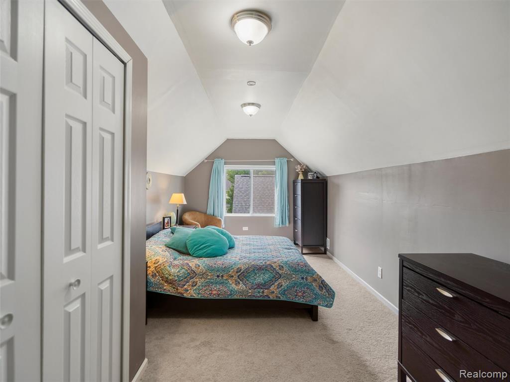 428 Newton Court, Lake Orion, MI 48362 — Photo 20