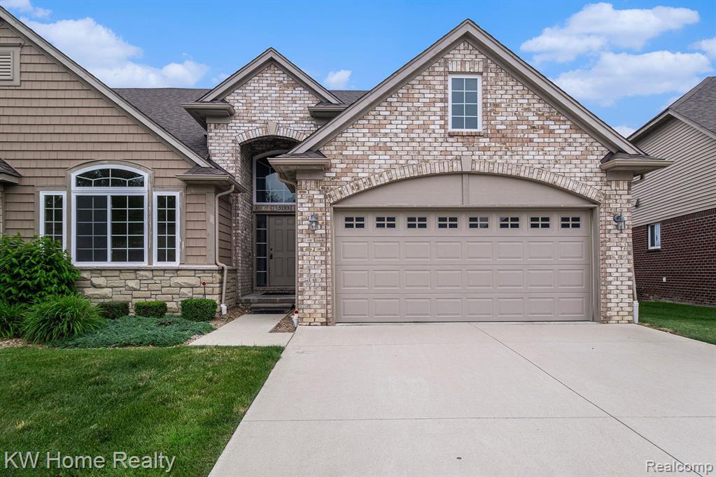 5193 Hawkseye Trace, Warren, MI 48092 — front exterior