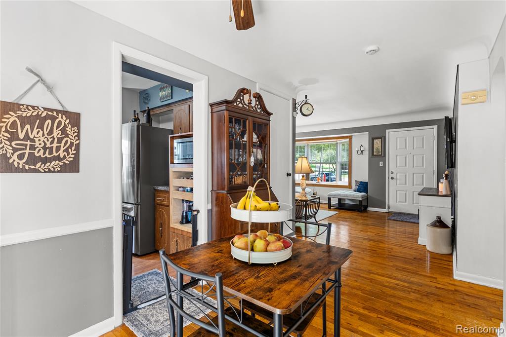 4602 Milton Drive, Flint, MI 48507 — Photo 14