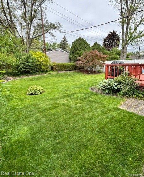 505 DARBEE Court, Clawson, MI — Photo 3