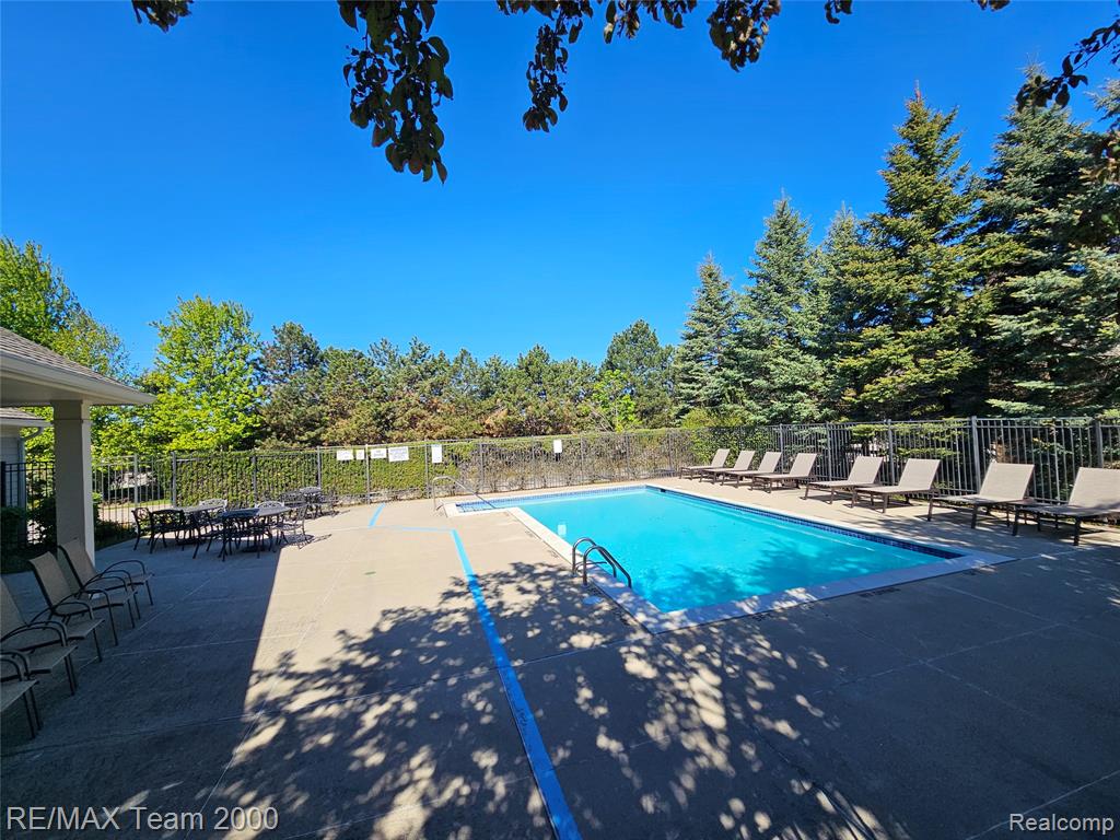 16792 Lyonhurst Circle, Northville, MI 48168 — Photo 38