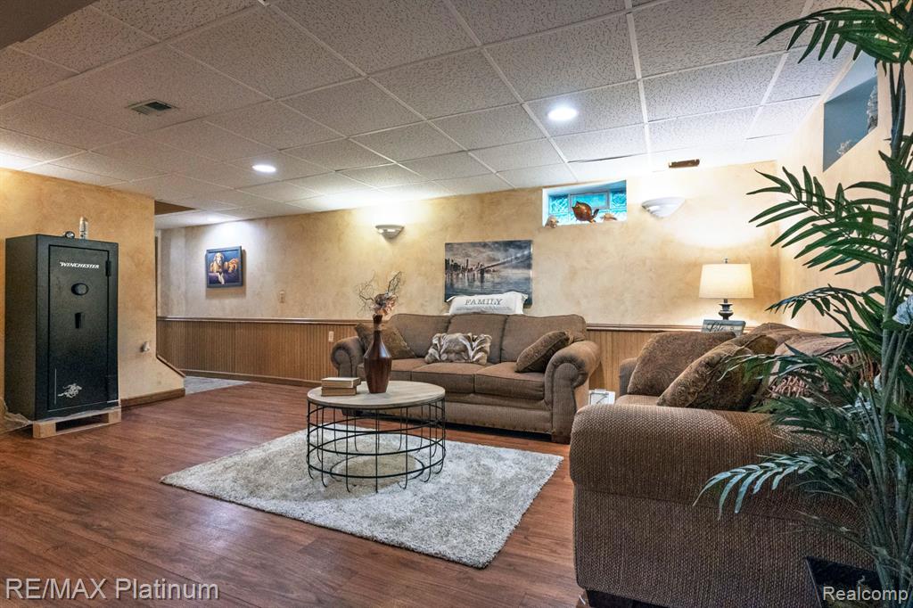 2757 S Hacker Road, Brighton, MI 48114 — Photo 36