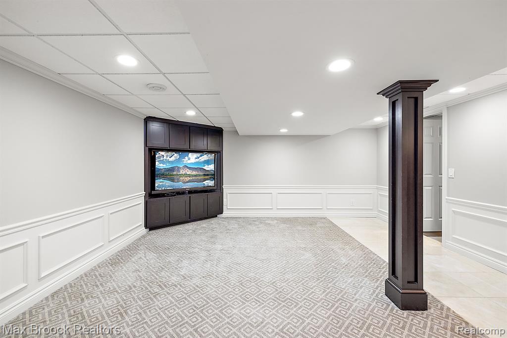 4696 PIER Court, Troy, MI 48098 — Photo 40