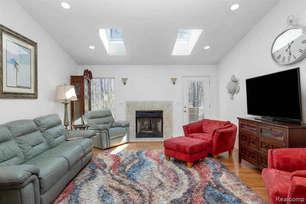 7312 LINDEN Road, Fenton, MI 48430 — Photo 18