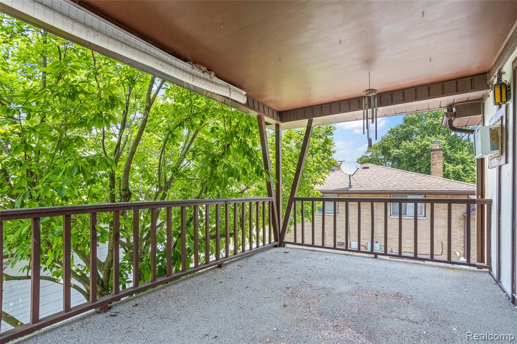 31792 Lafler Drive, Rockwood, MI — Photo 21