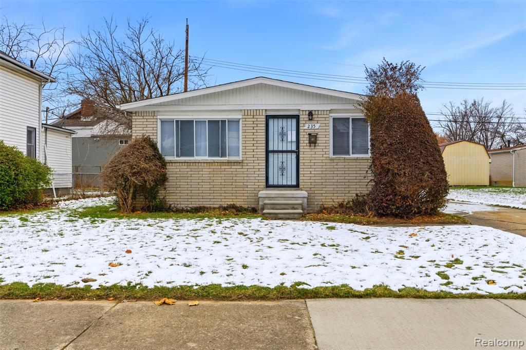 235 N Broadway Street, Mount Clemens, MI 48043 — front exterior