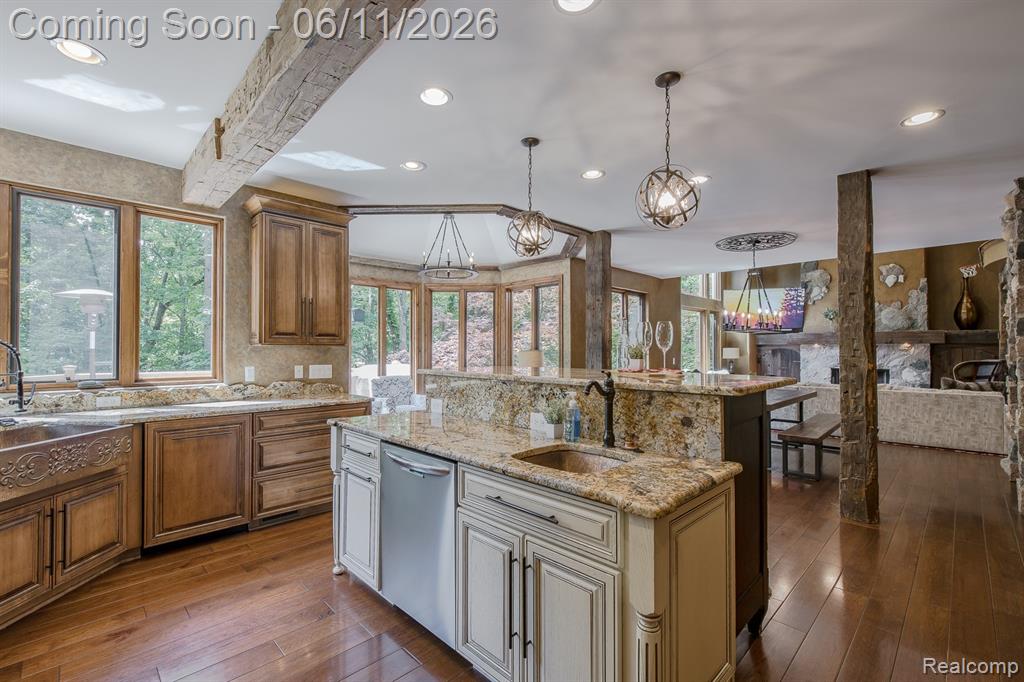 6265 Crest Forest Court E, Clarkston, MI 48348 — Photo 17