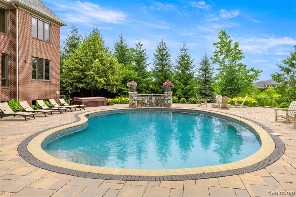 49277 Chianti Drive, Northville, MI 48167 — Photo 62