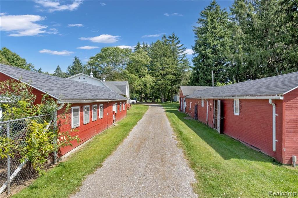 1381 Roods Lake Road, Lapeer, MI 48446 — Photo 30