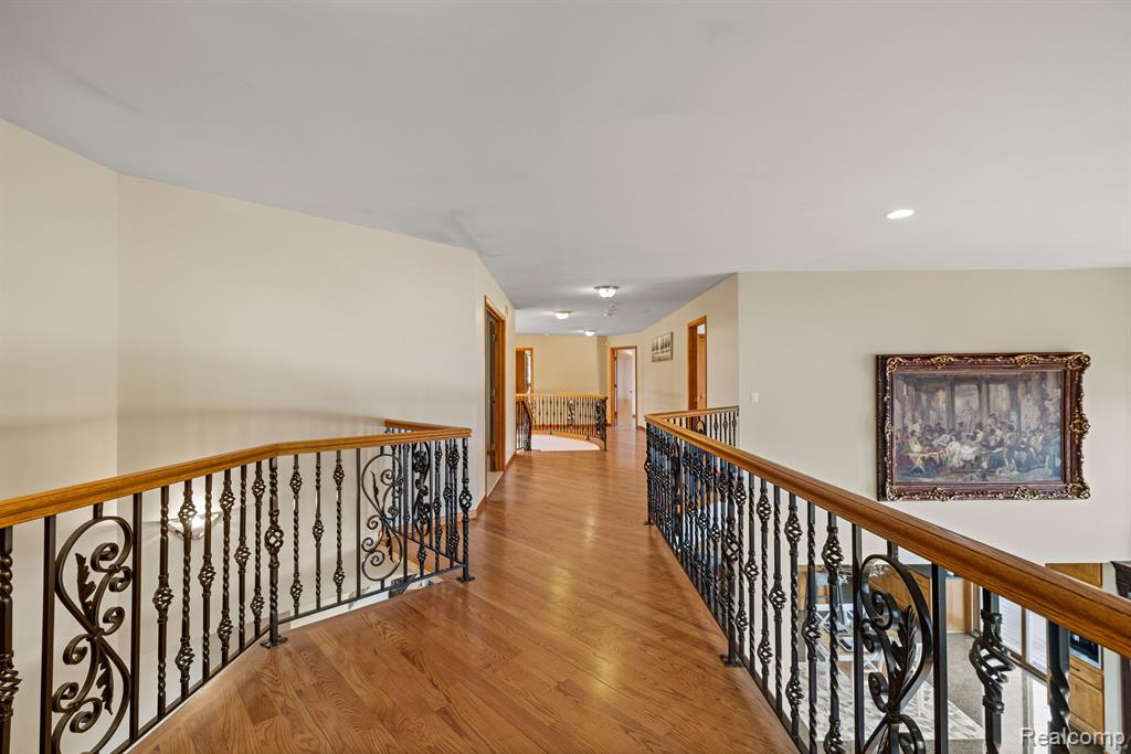 49332 GOLDEN LAKE Drive, Shelby Twp, MI 48315 — Photo 31