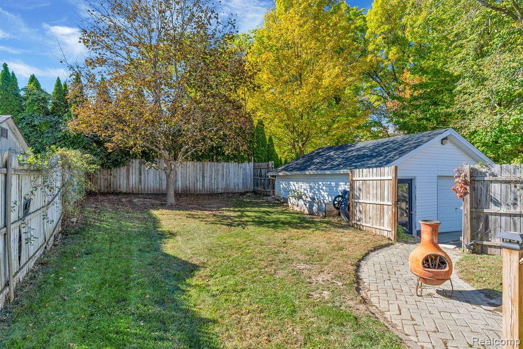 308 LEGRANDE Street, Holly, MI 48442 — Photo 34