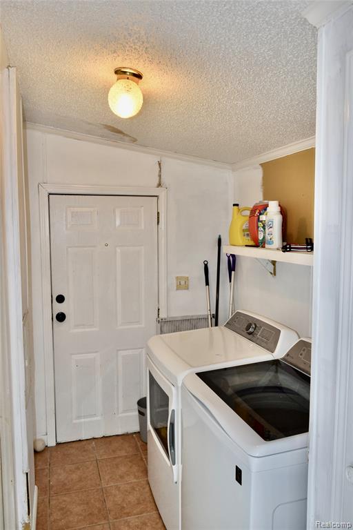 2140 S Dye Road, Flint, MI 48532 — Photo 17
