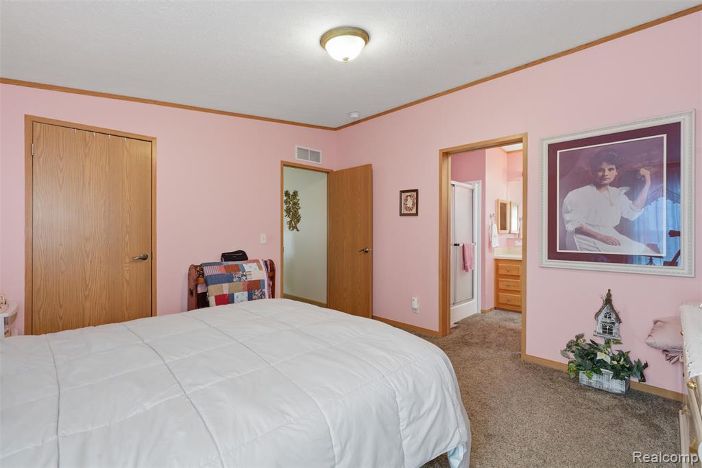 11784 Stoneridge Court, South Lyon, MI 48178 — Photo 16