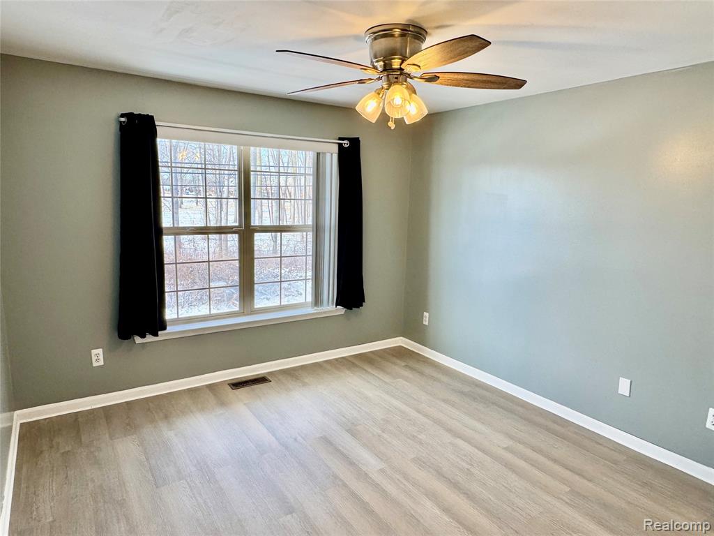 45678 Kennedy Avenue, Utica, MI 48315 — Photo 9