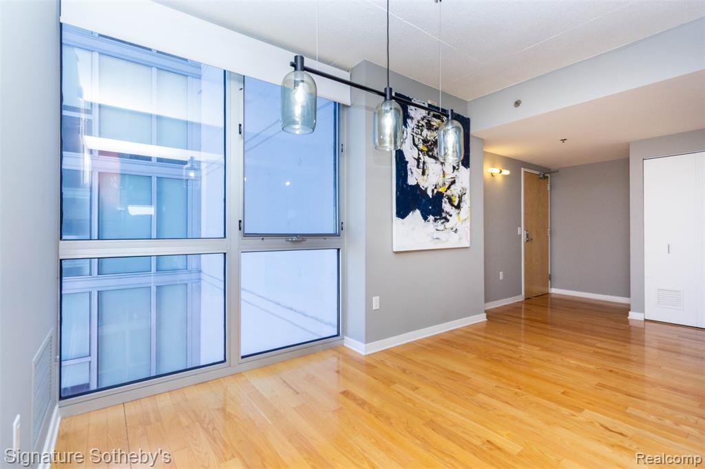 432 S Washington Avenue, 1007, Royal Oak, MI 48067 — Photo 4