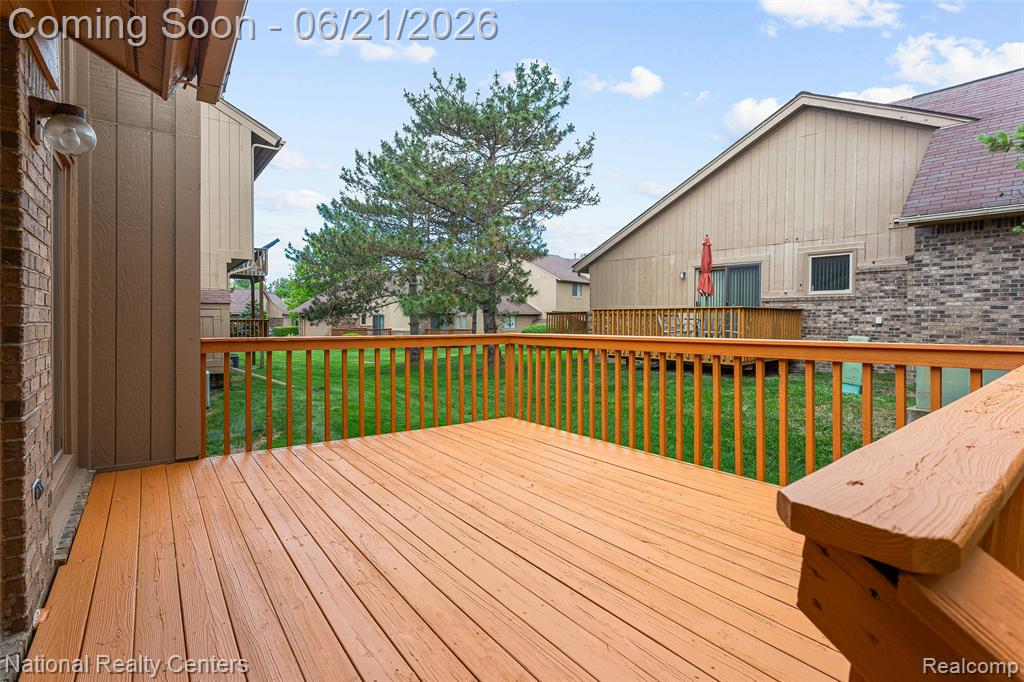 6153 Westbrooke Drive, West Bloomfield, MI — Photo 34