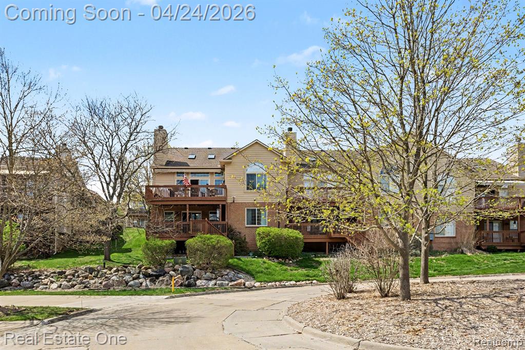 846 Ridgeside Drive, Milford, MI 48381 — Photo 36