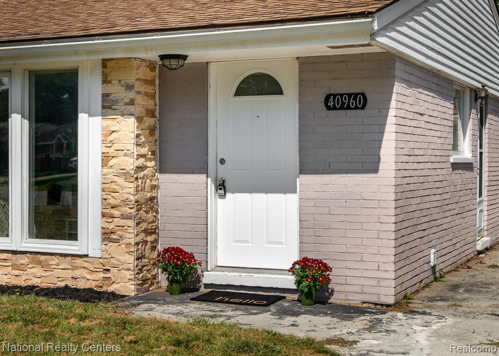 40960 MOORINGSIDE, Novi, MI — Photo 29