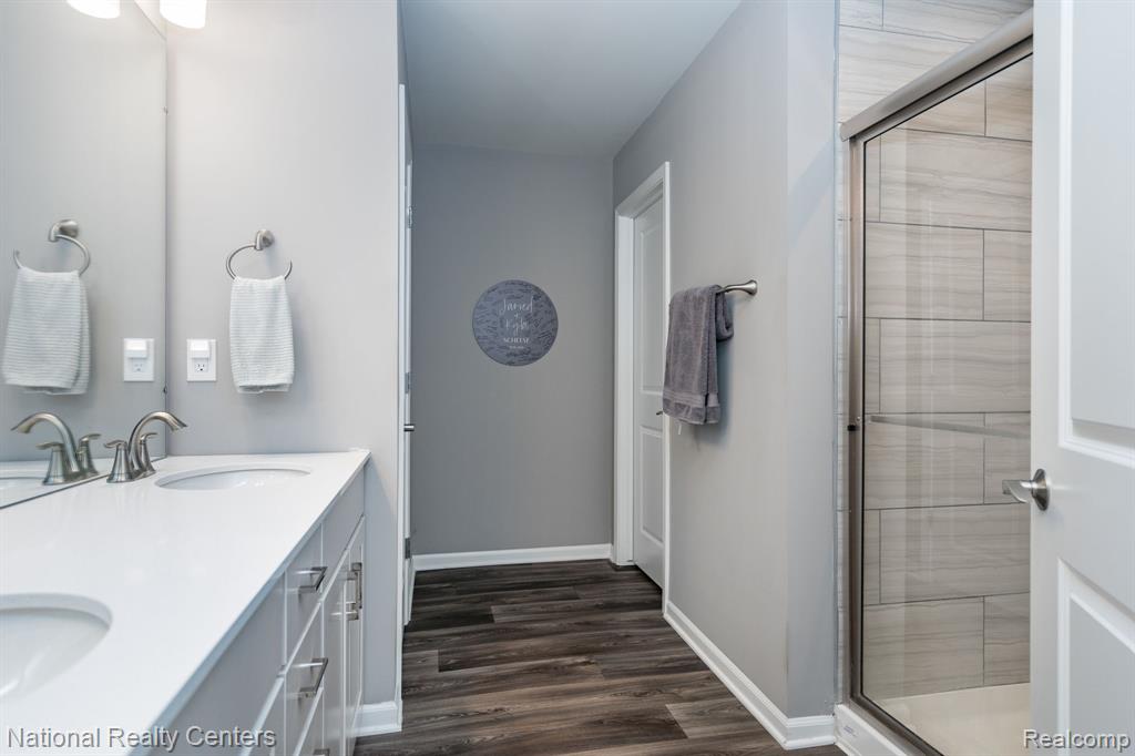 4758 Broomfield Way, Lake Orion, MI — Photo 20